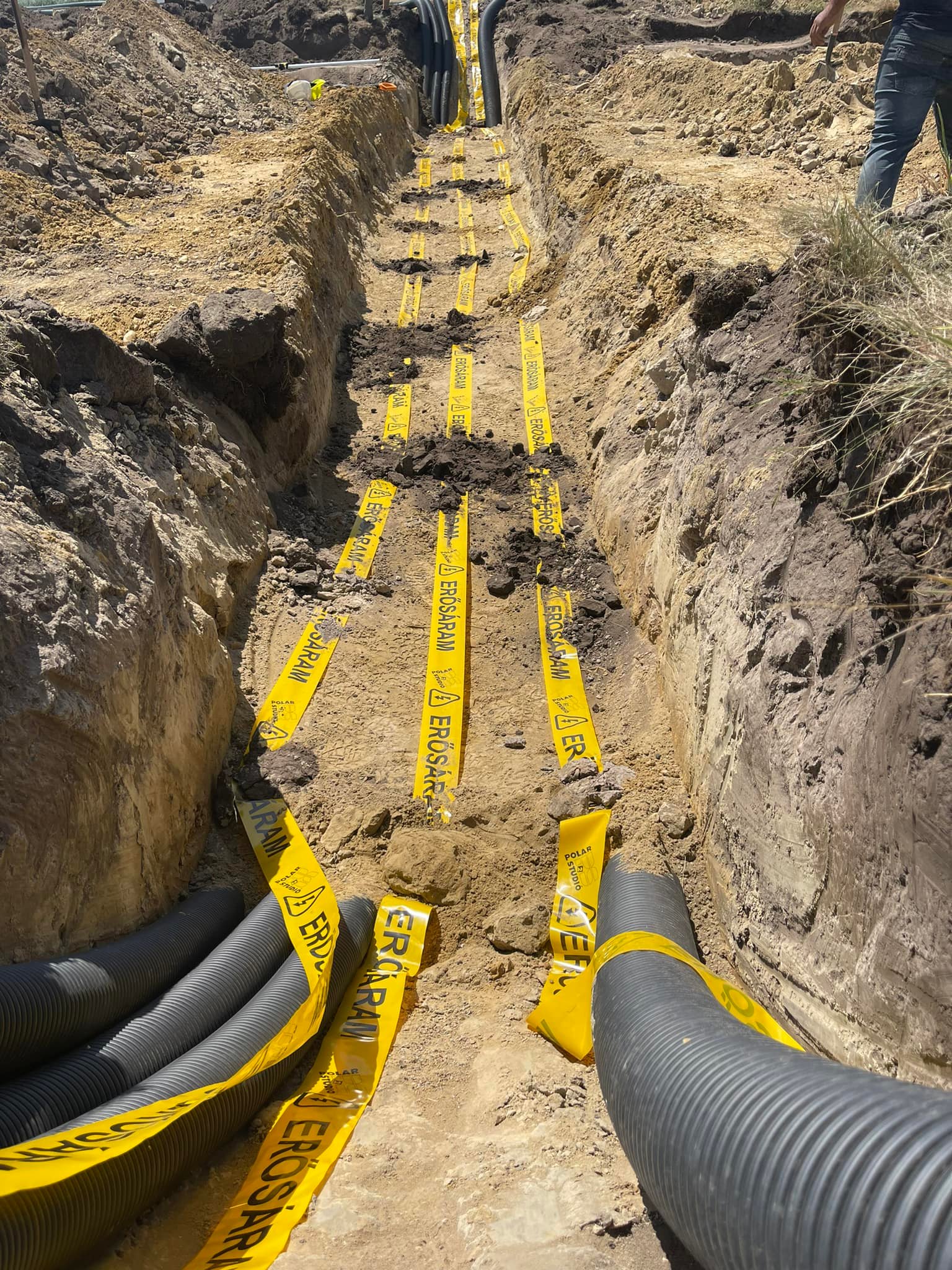 Referencia 11: villanyszerelő csapat